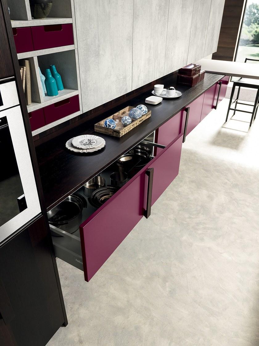 Febal Casa Встроенная кухня Fenix-NTM® с полуостровом sun-id-1352092 - Вид №9