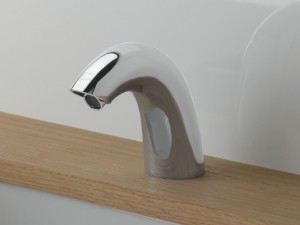 Электронный смеситель для раковины