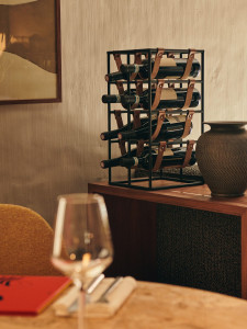 4652539 MENU Винный шкаф Уманофф