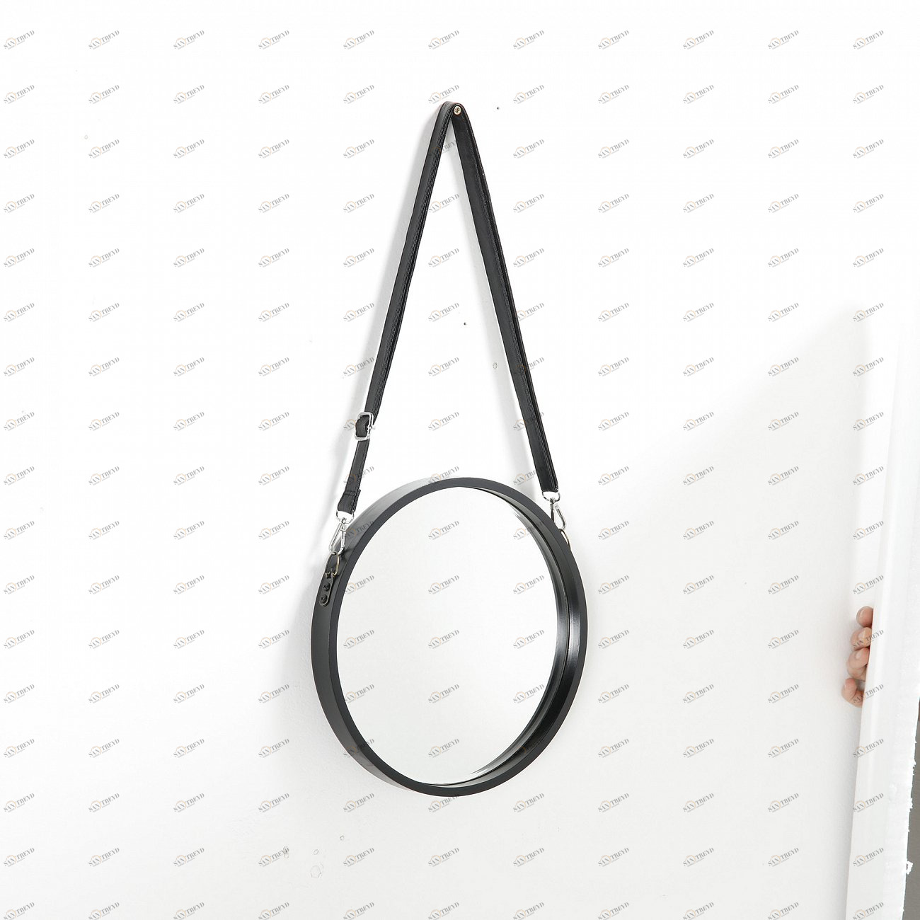 Зеркало на ремне круглое черное диаметр 30 см Eertrin Small от La Forma LA FORMA EERTRIN 321478 