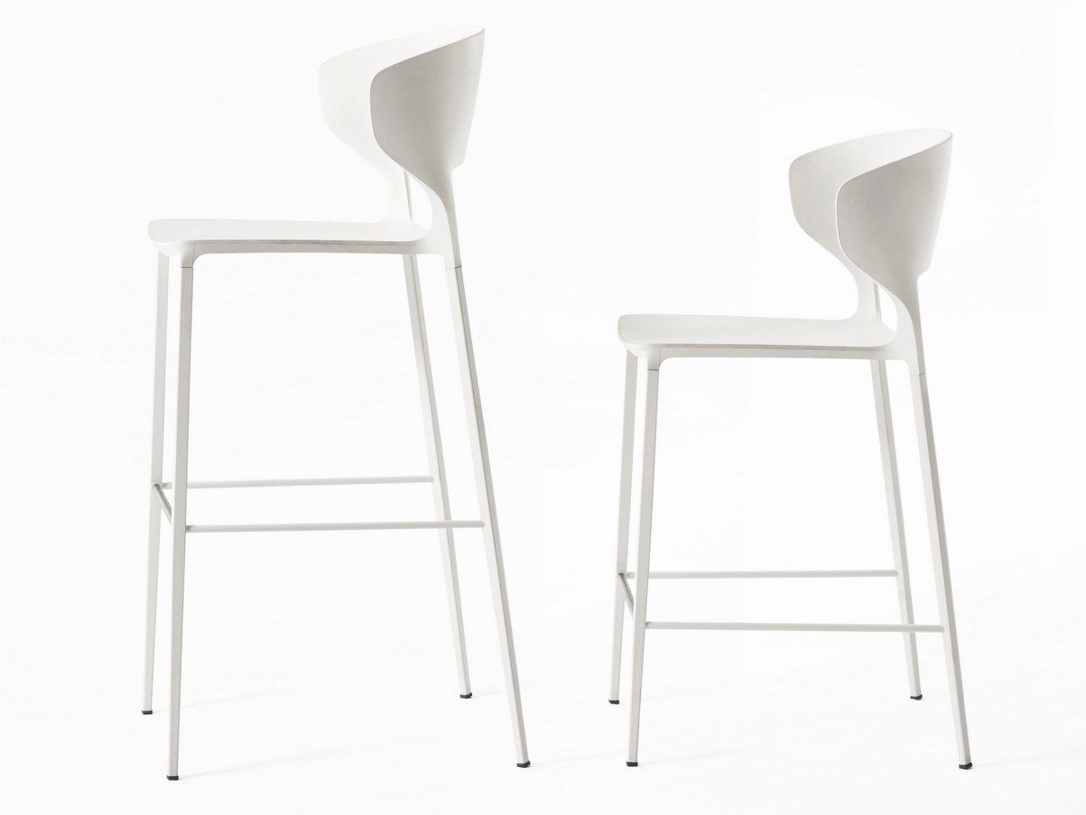 Полиуретановый высокий стул с подставкой для ног Desalto Koki ARCH-00146703