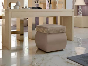 Turri Квадратный кожаный пуф с обивкой Stardust