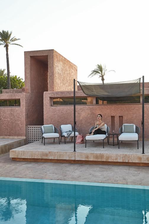 MNST571 Шезлонг лава серебро Manutti Radius - Вид №19