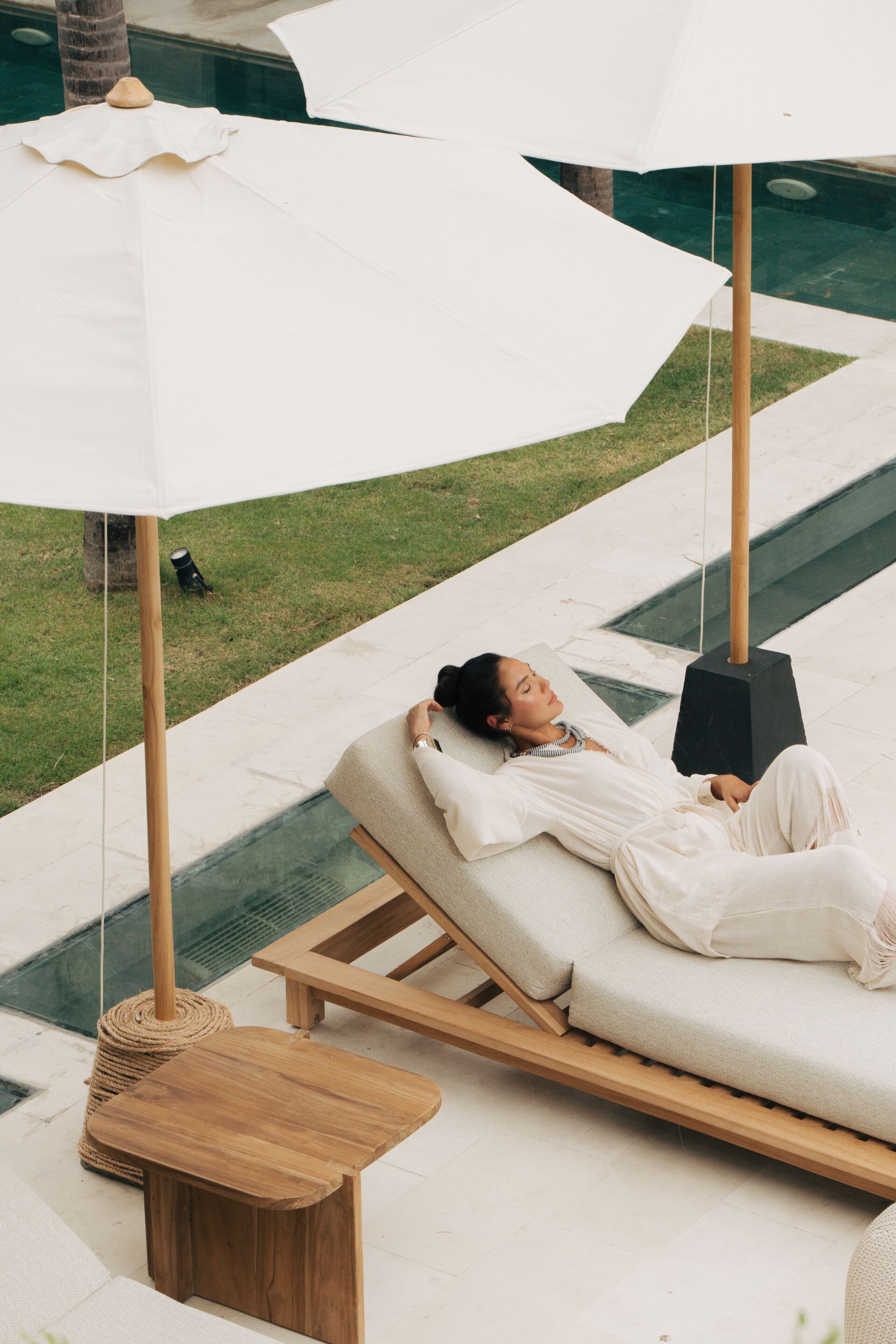 Квадратный стол из тикового дерева cbdesign 70 ARCH-00054172 - Вид №5