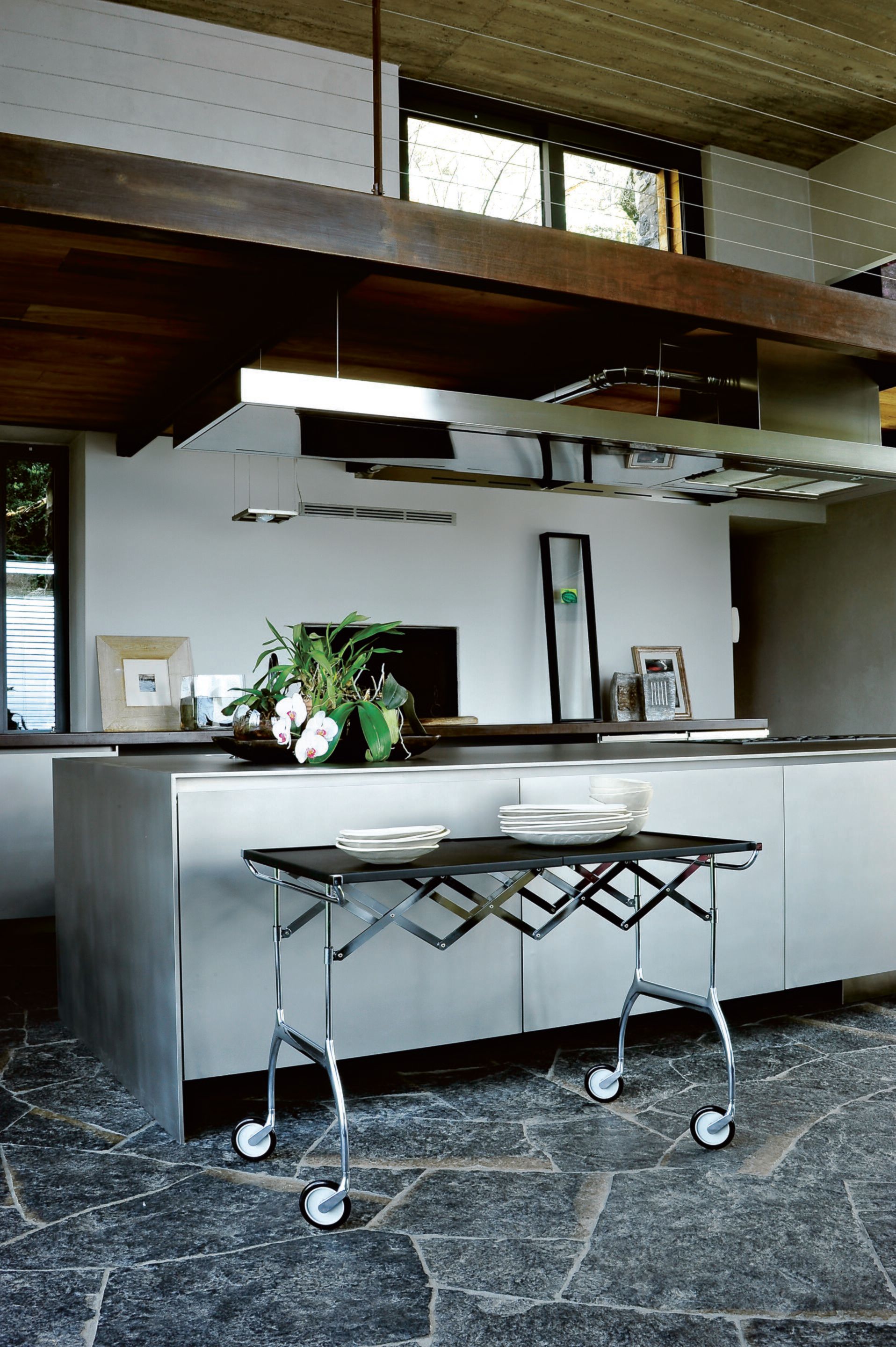 Стальной складной стол с колесами Kartell BATTISTA ARCH-00129819 - Вид №1