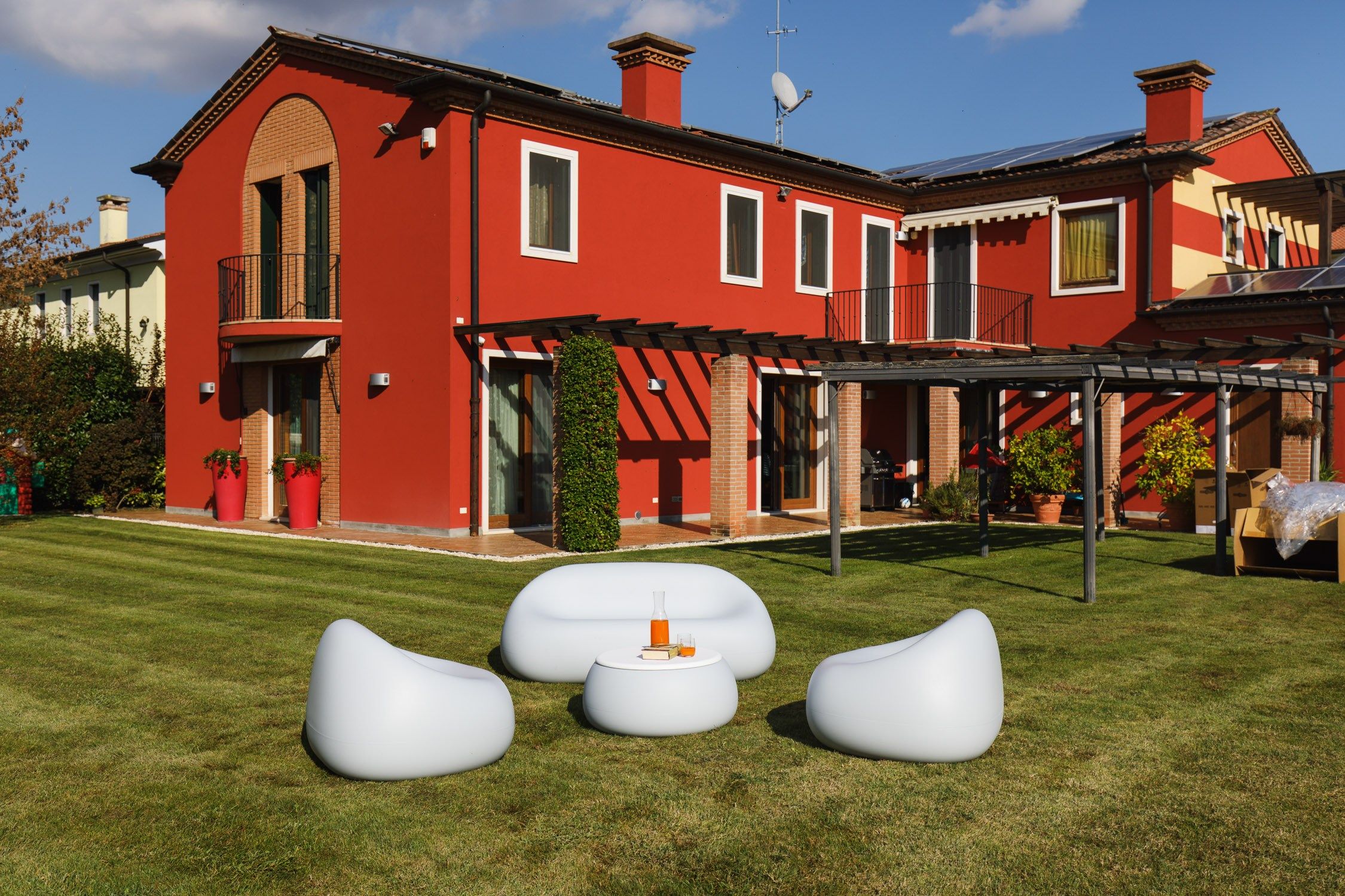 Журнальный столик из полиэтилена PLUST T Ball ARCH-00122215 - Вид №13