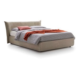 Двуспальная кровать-контейнер с мягким изголовьем