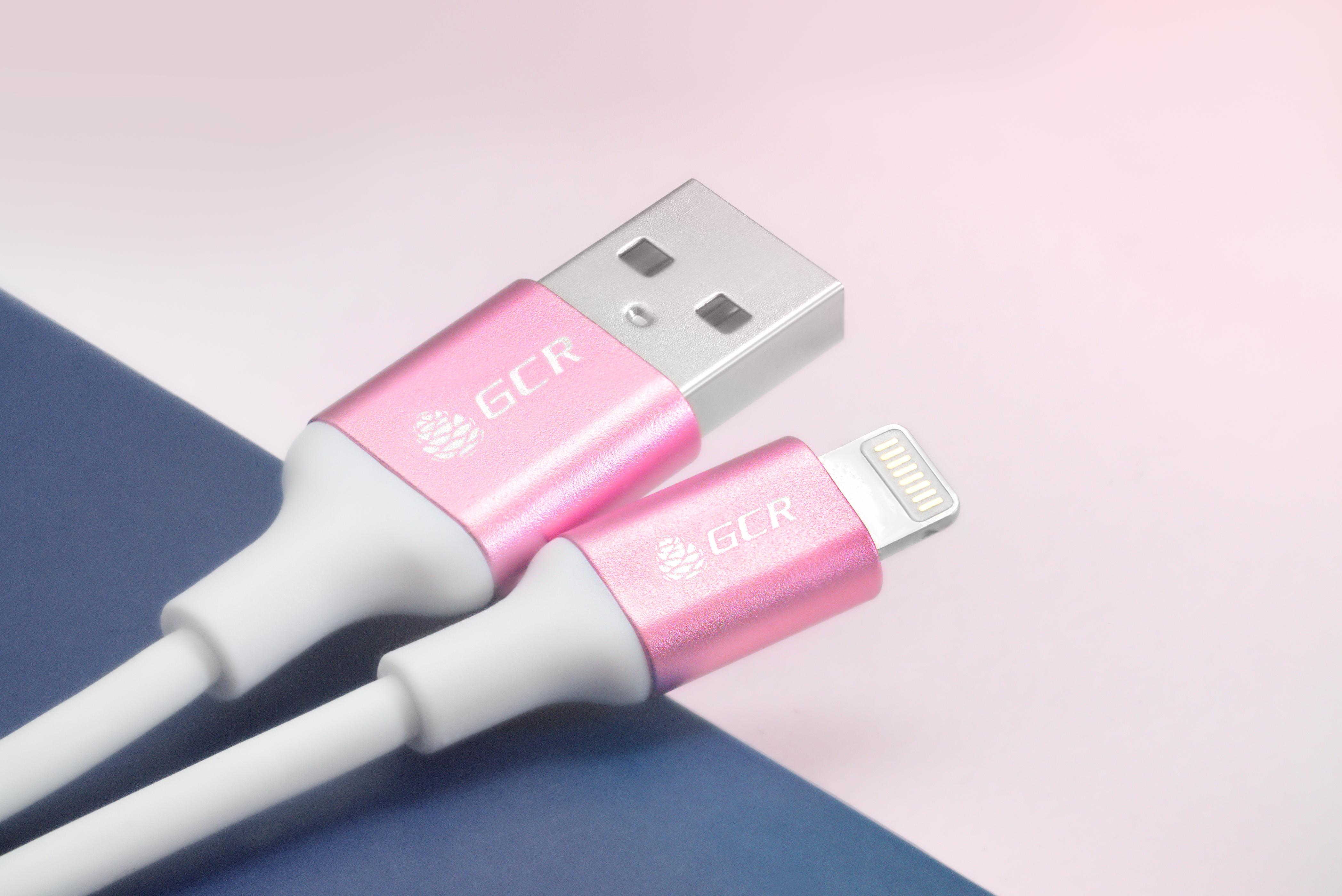 GCR-50778 кабель 1.5m apple usb 2.0 am/lightning 8pin mfi для iphone 5/6/7/8/x - поддержка всех ios, белый, алюминиевый корпус розовый, белый пвх Greenconnect Santreyd  - Вид №2