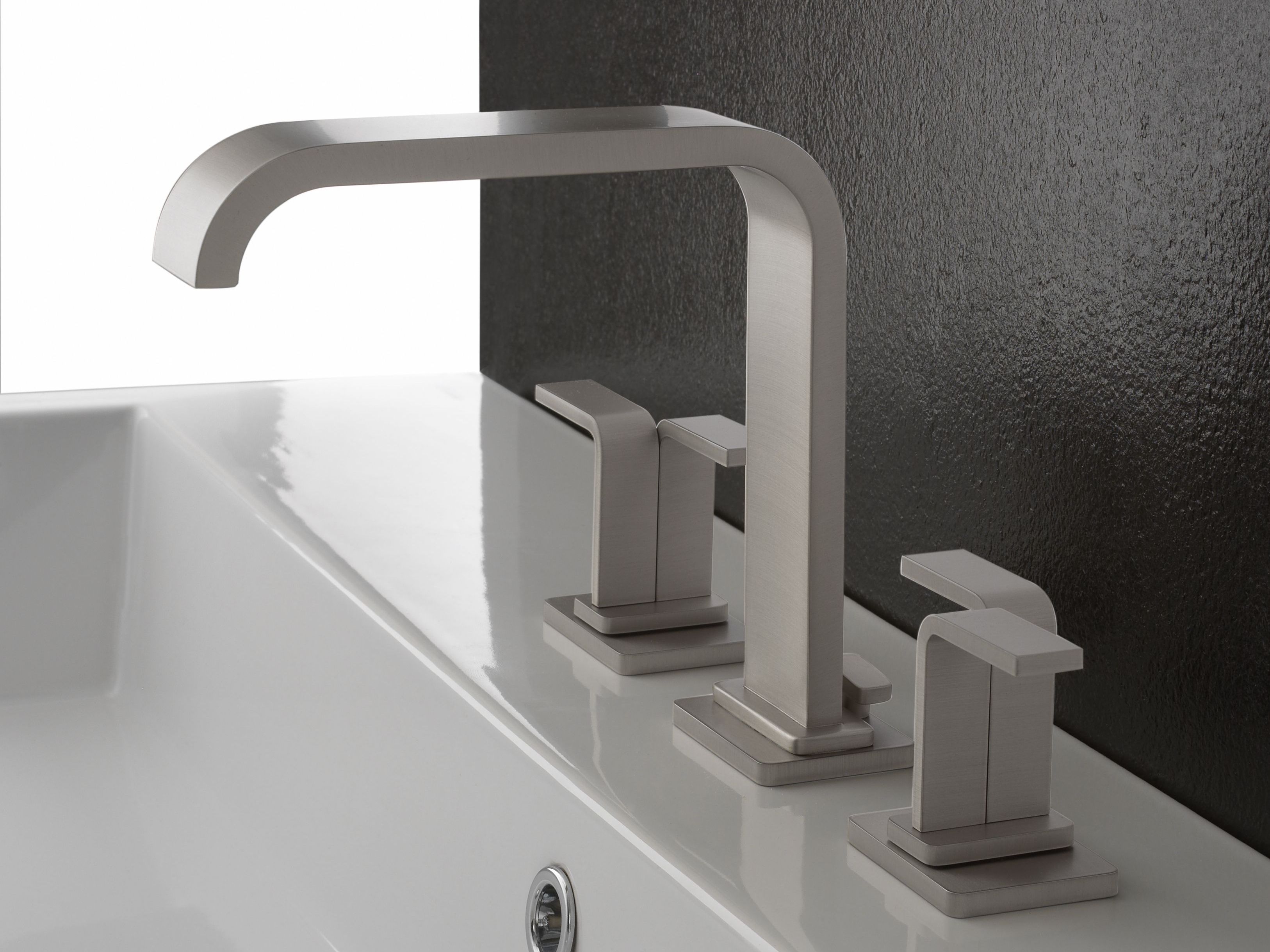 Смеситель для раковины с 3 отверстиями Graff Immersion ARCH-00076203 - Вид №4