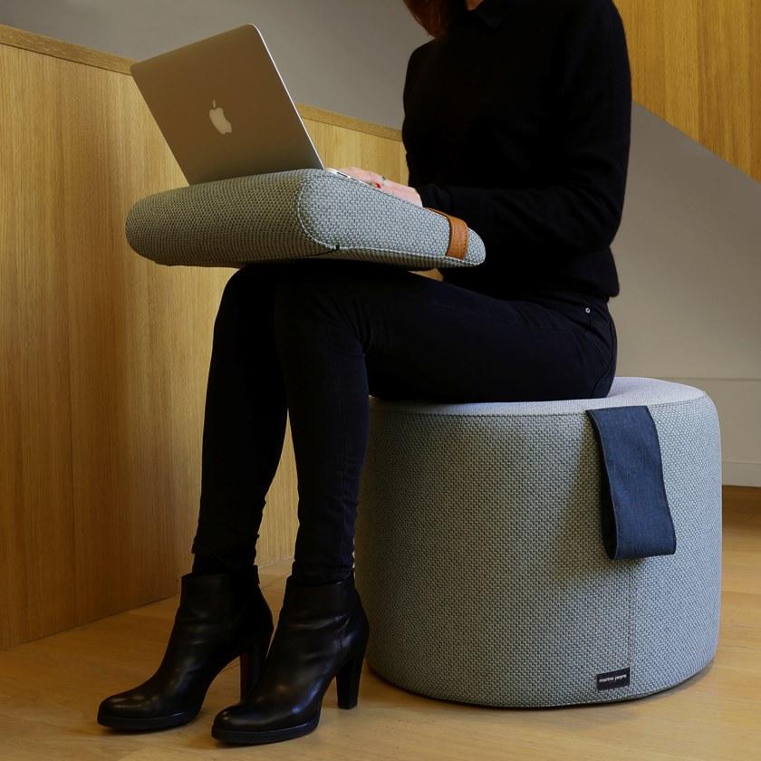 Marine Peyre Editions Подушка для ноутбука из переработанной ткани Gabriel® sun-id-1435499 - Вид №1