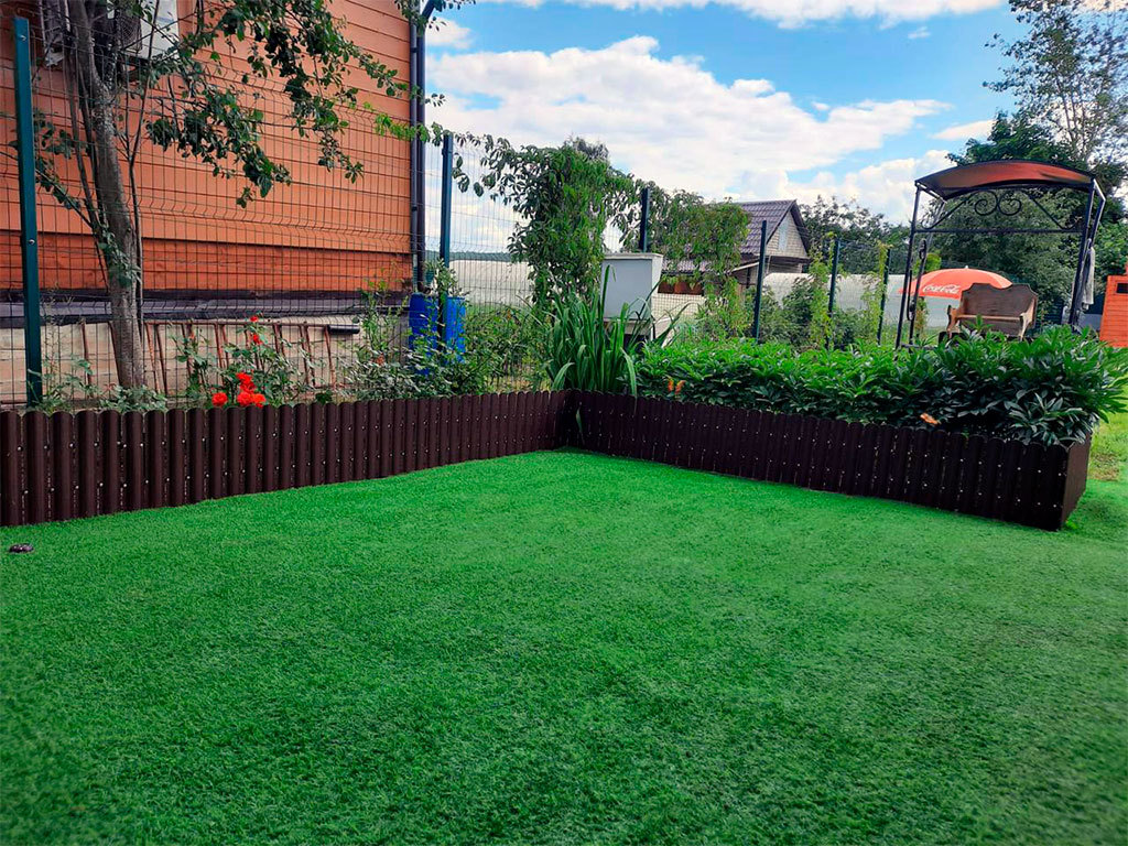 Штакетник пластиковый терракот RAL 3011 ГеоПластБорд GPBST-159 - Вид №3