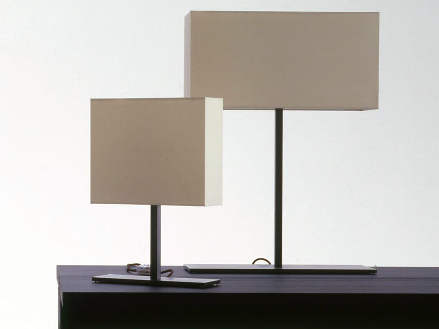 Настольная лампа с тканевым абажуром Maxalto Leukon ARCH-00012255 - Вид №1