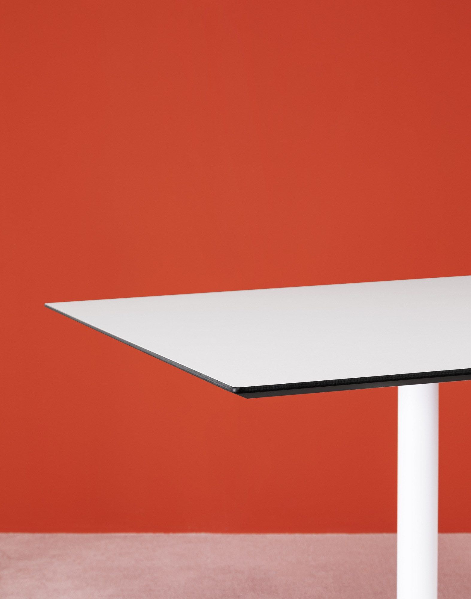 Высокий квадратный стол в HPL Luxy склеивание ARCH-00043659 - Вид №2