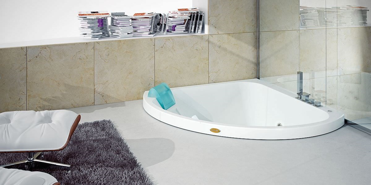 Ванна с гидромассажем "HYDRO BASE" Aquasoul Corner 140 встроенная 9443-719 Jacuzzi 9443719 - Вид №1