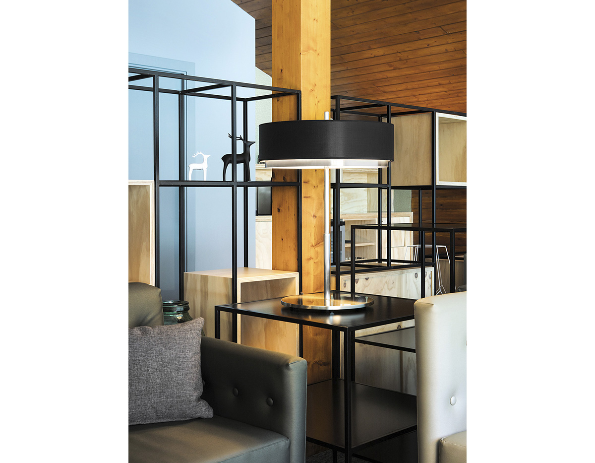 005108 Настольная лампа Iris Estiluz Miris  - Вид №3