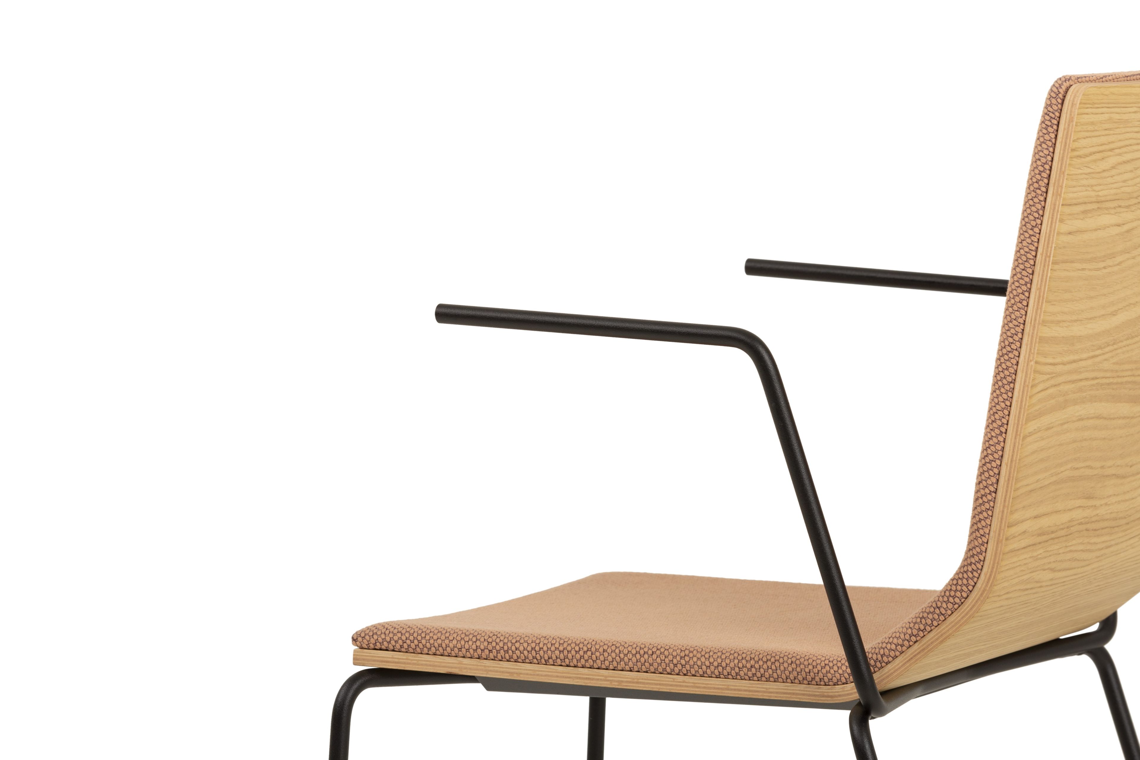 Кресло с подлокотниками со встроенной подушкой True Design ARCH-00046253 - Вид №7