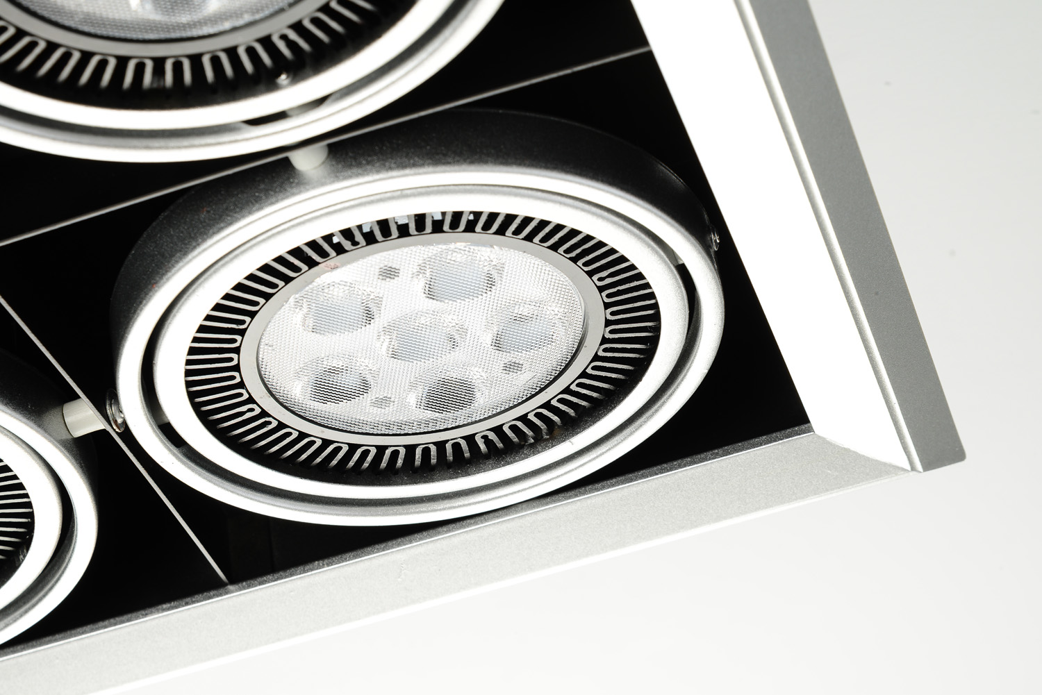 2000000016313 Встраиваемый потолочный светильник 4 ELECTRORETRO Grille Lamp  - Вид №3