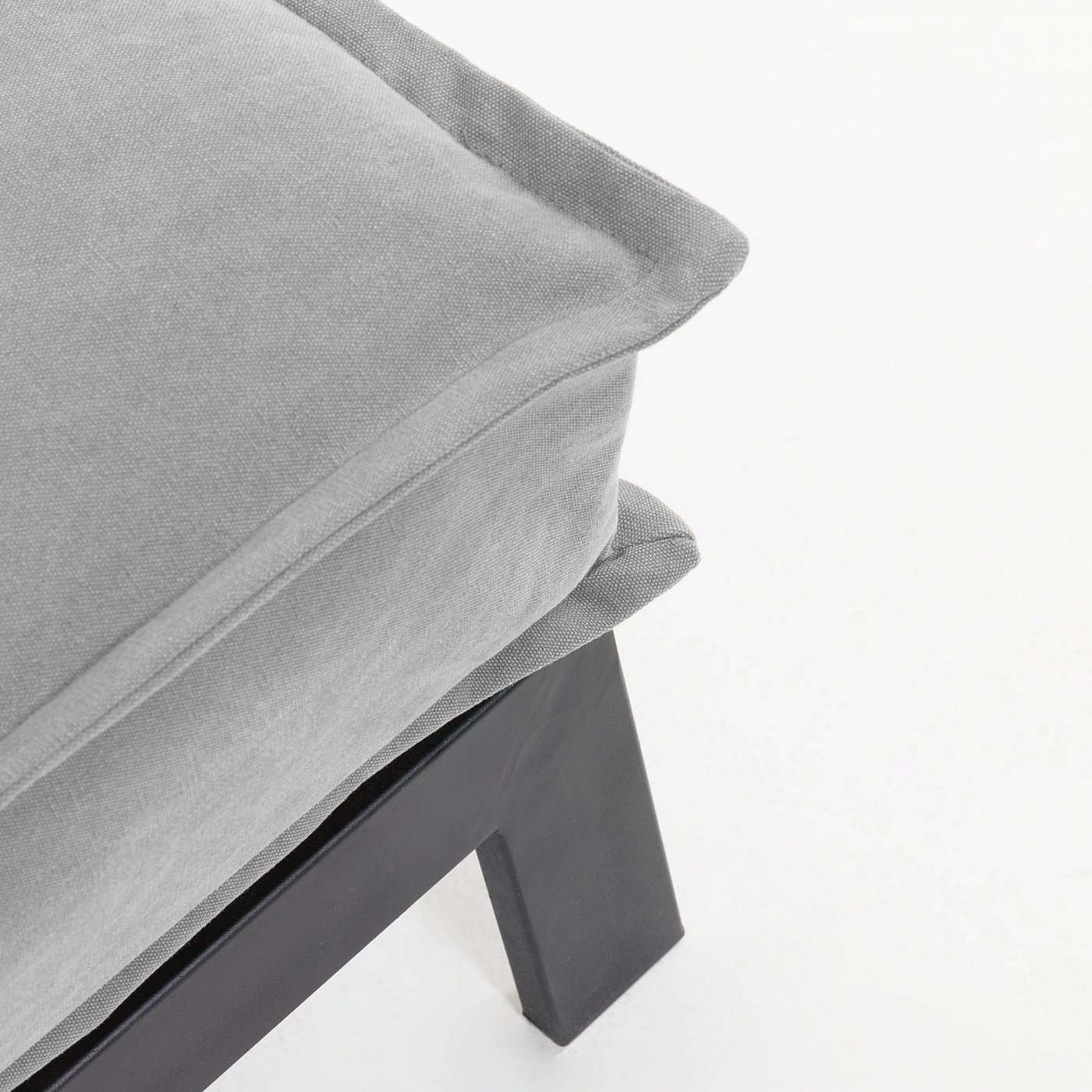 070976 Диван-кровать серый La Forma Eveline