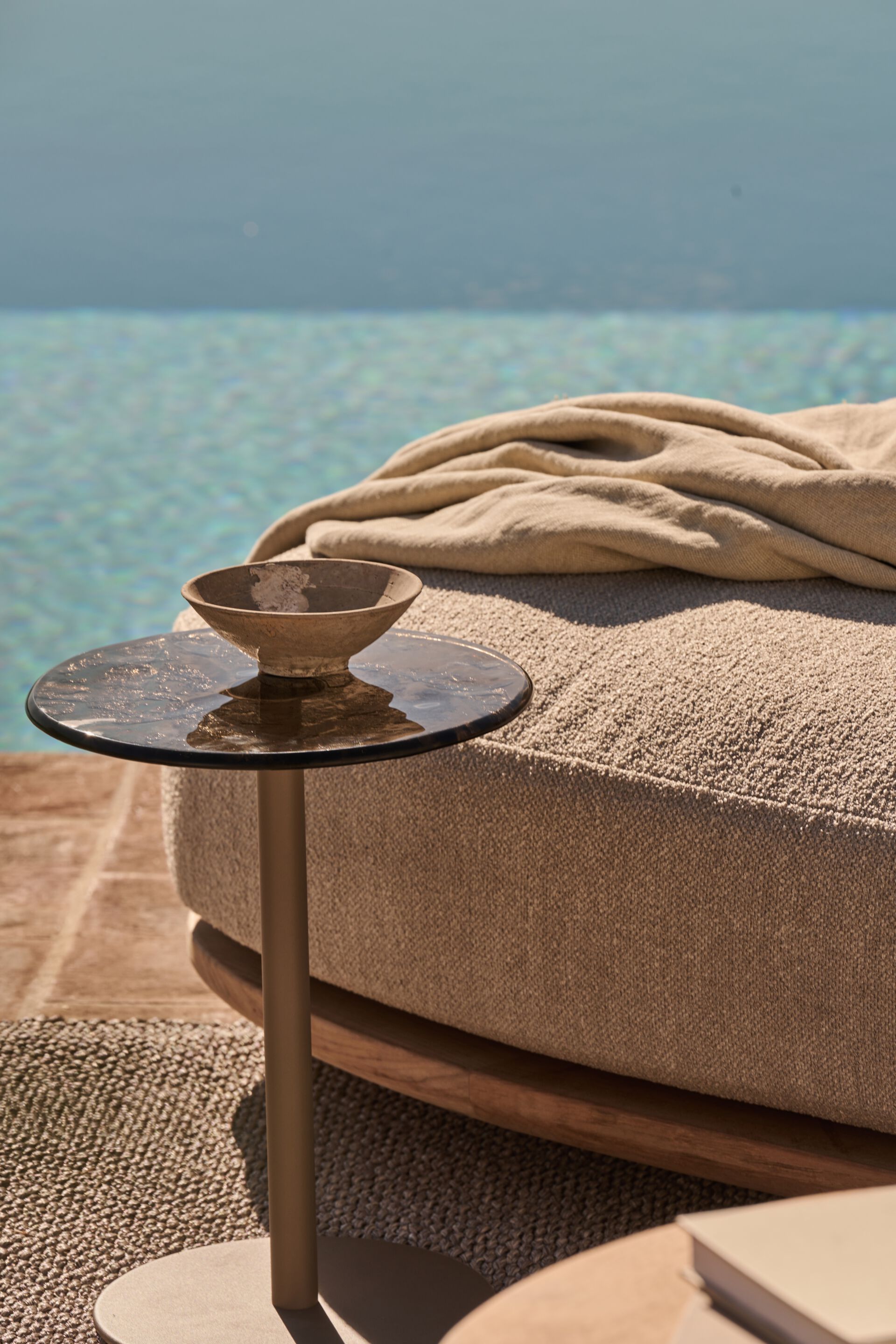 Алюминиевый садовый столик Ø 48 см TRIBÙ море ARCH-00122856 - Вид №4