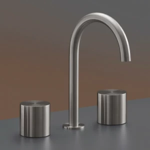 три отверстия смеситель с поворотным носиком Н. 245 мм  OPS14 CEADESIGN