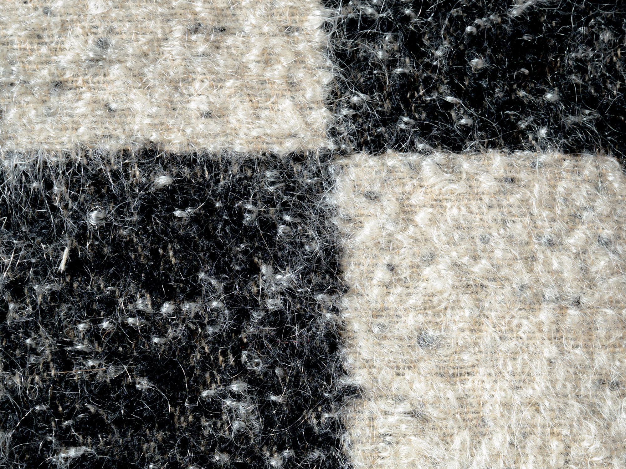 Квадратная подушка из мохера The House of Lyria RONCE ARCH-00104214 - Вид №3