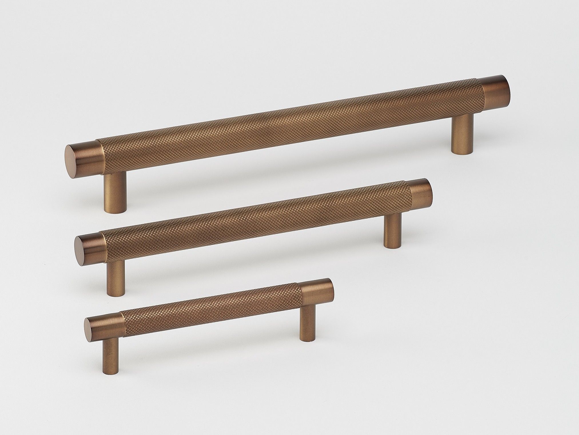 Латунь мост мебельная ручка Lo & Co Interiors Kintore ARCH-00067715