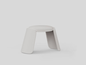 Низкий стул