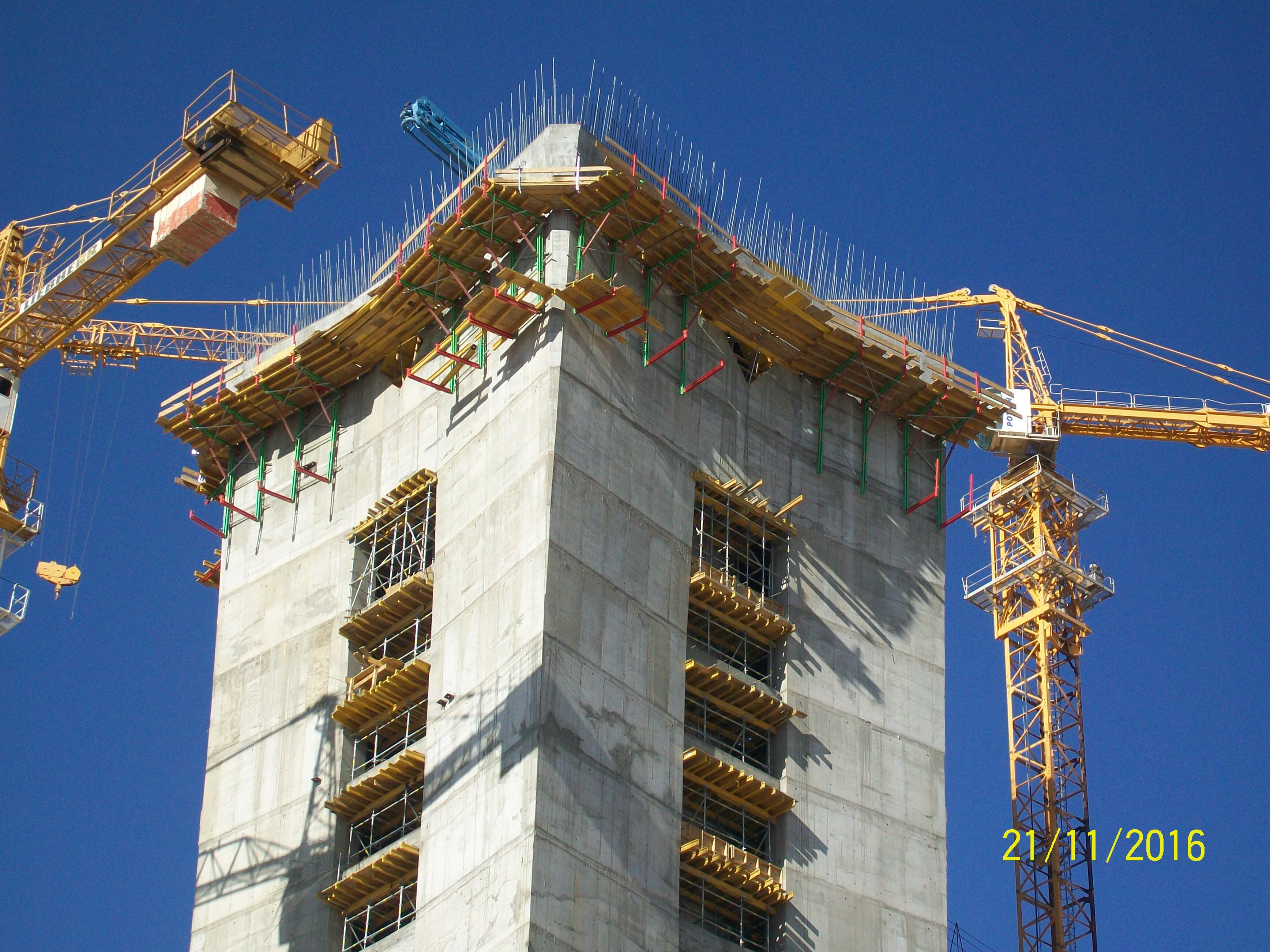 Регулируемые безудержные полки для опалубки Faresin Formwork UCB - MENSOLA RAMPANTE UNIVERSALE ARCH-00077314