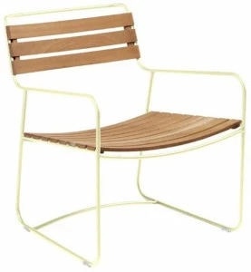 Fermob Садовое кресло из тика с подлокотниками Surprising 1244