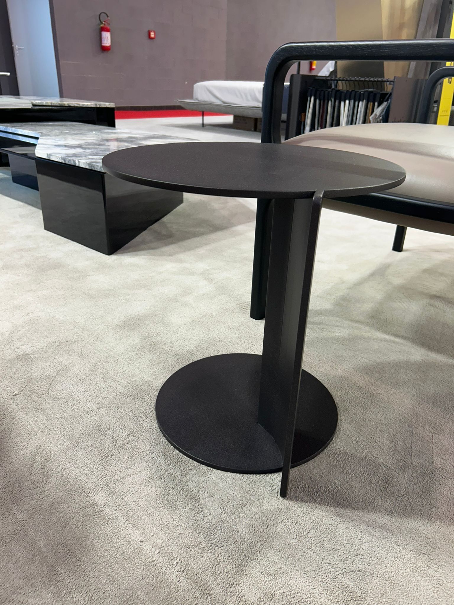 Круглый металлический журнальный столик In Stock Arketipo ARCH-00023009 - Вид №8