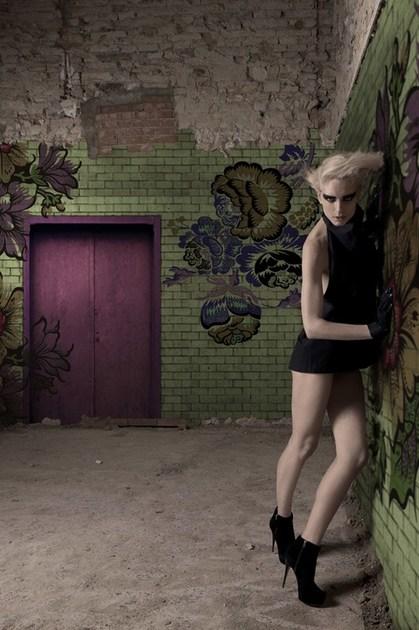 Wall&decò Дизайнерские обои с эффектом стены Contemporary wallpaper 2012 sun-id-1489071 - Вид №1