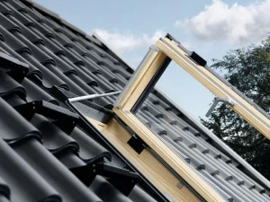 Velux Окно выхода на крышу
