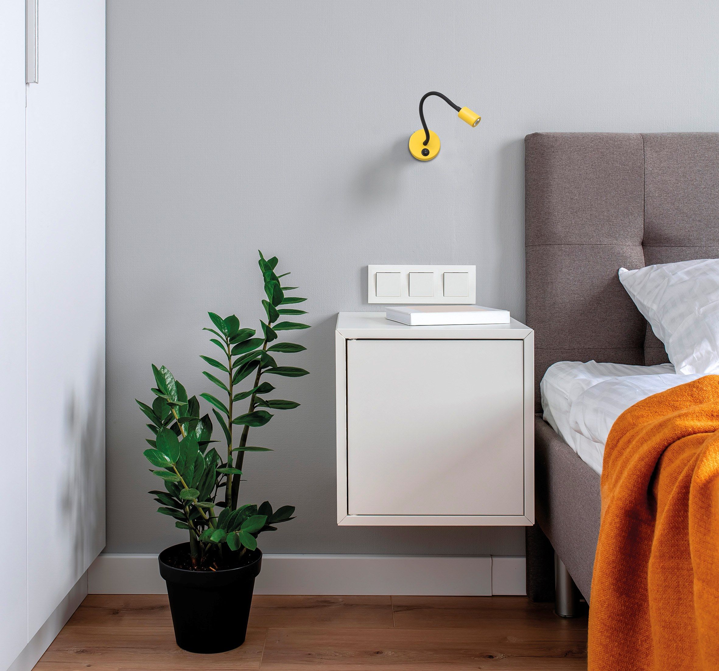 Регулируемый светодиодный настенный светильник Rossini Illuminazione Бахрома ARCH-00018376