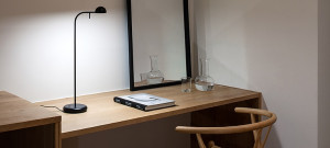 040584 Настольная лампа Vibia Pin