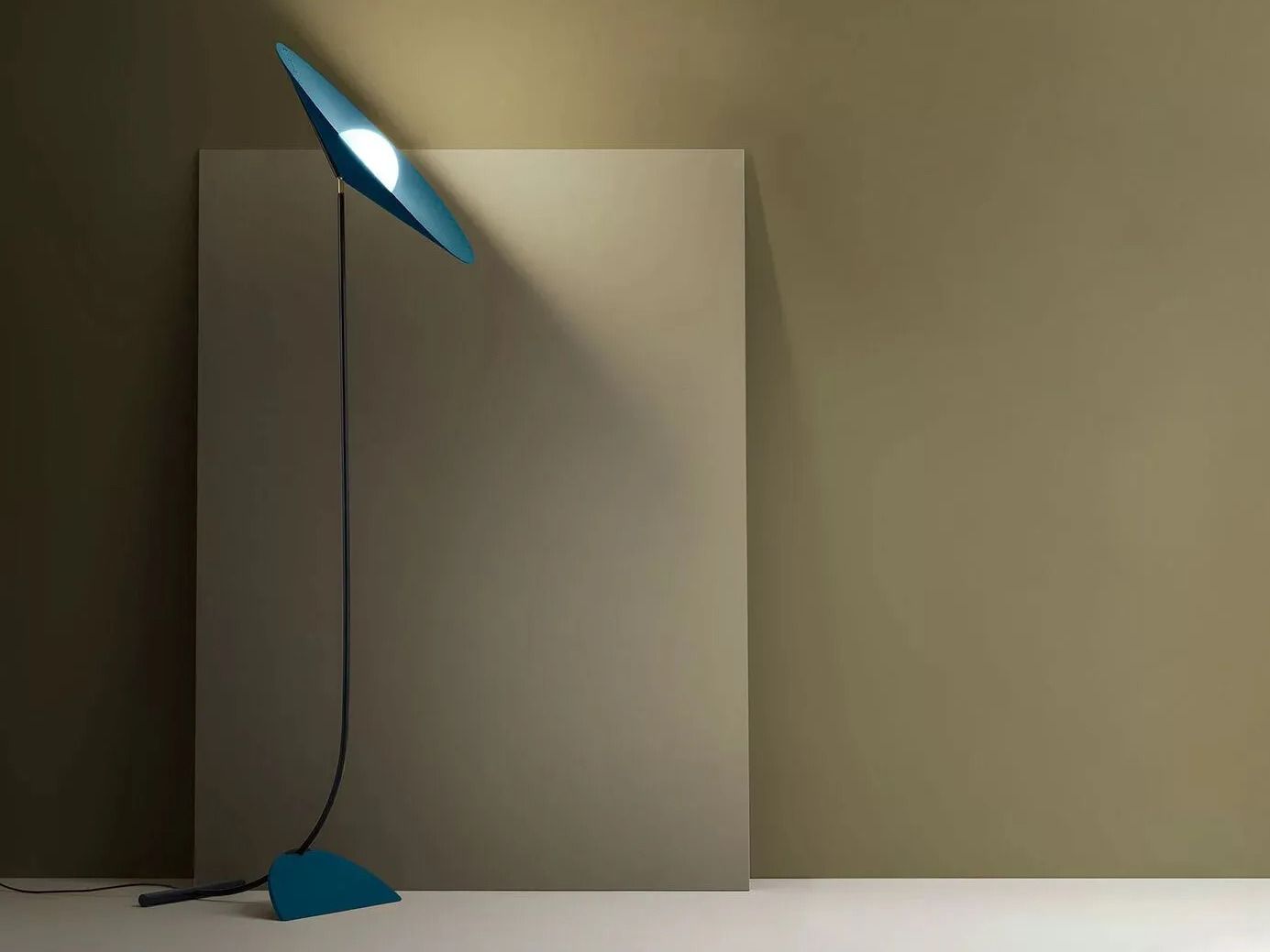 Металлический торшер ZAVA RONIN ARCH-00059350