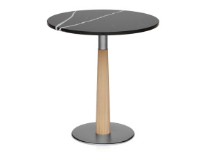 Круглый мраморный стол