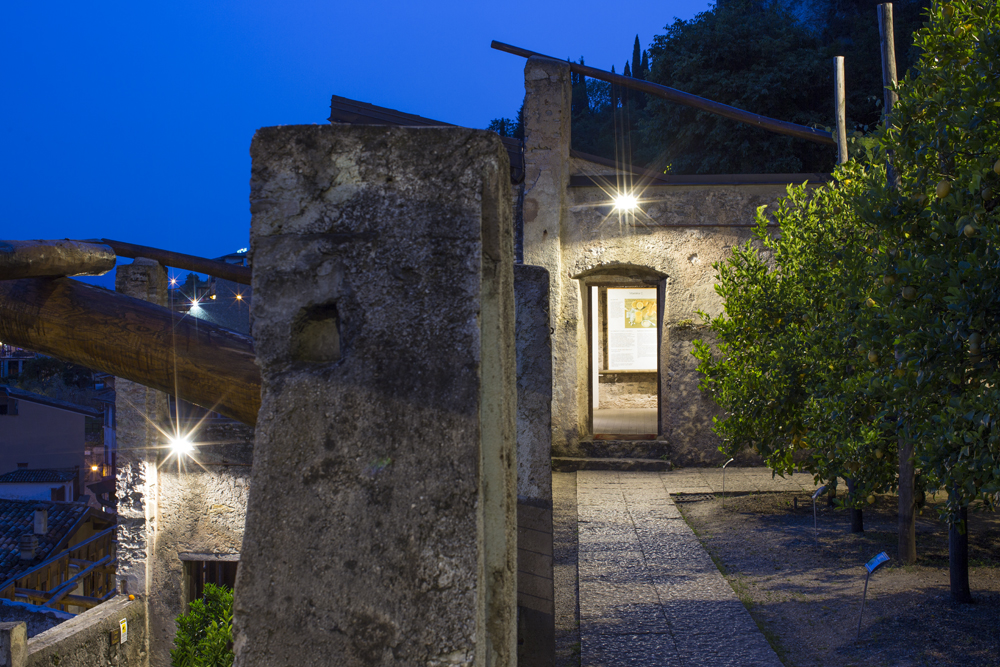 8850919 Проектор Platek TARSIUS Proiettore  TARSIUS Floodlight - 24 LED 3000K Asymmetrical  - Вид №4