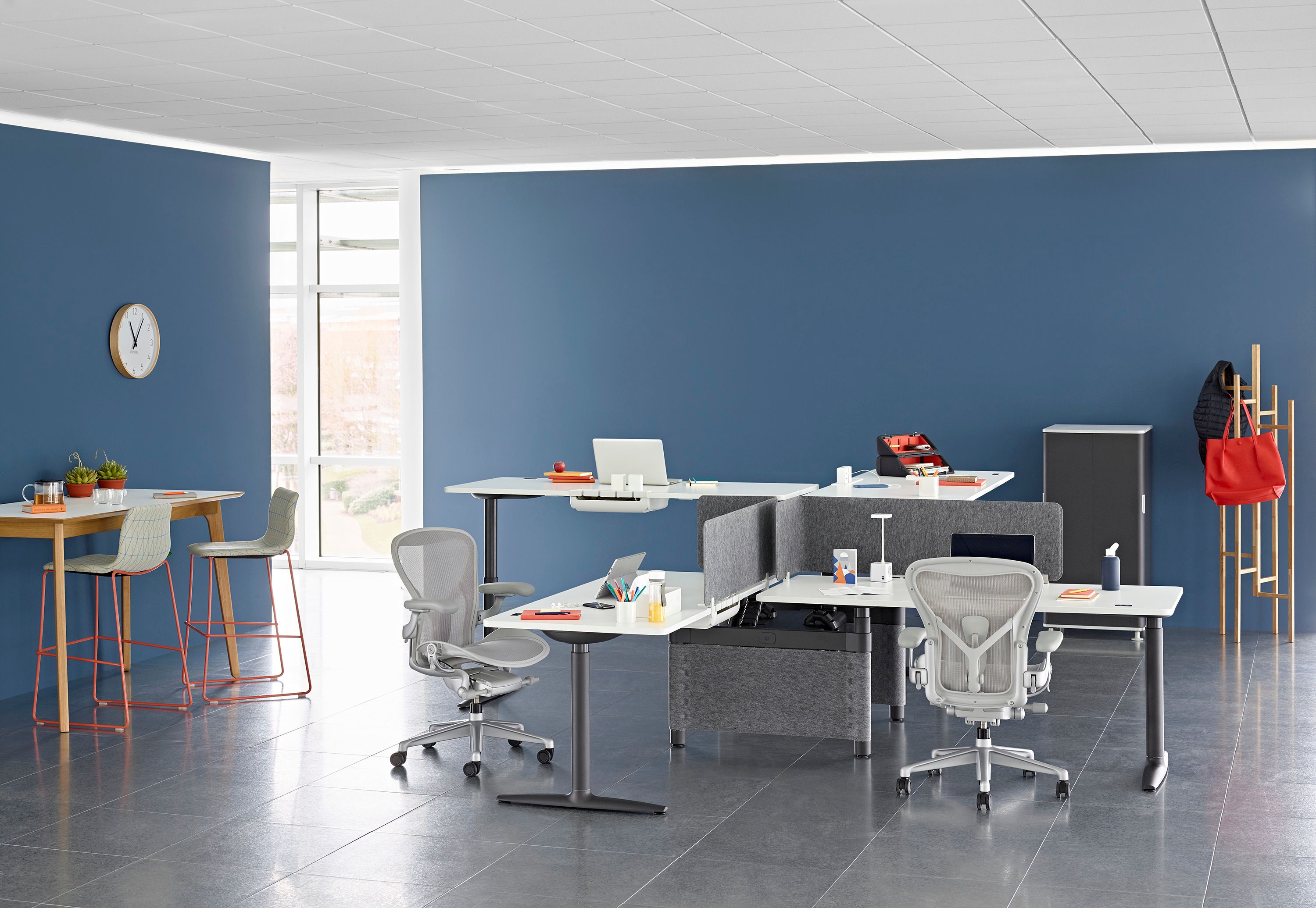 Секционный стол с регулируемой высотой и встроенной полкой Herman Miller ARCH-00095392 - Вид №2