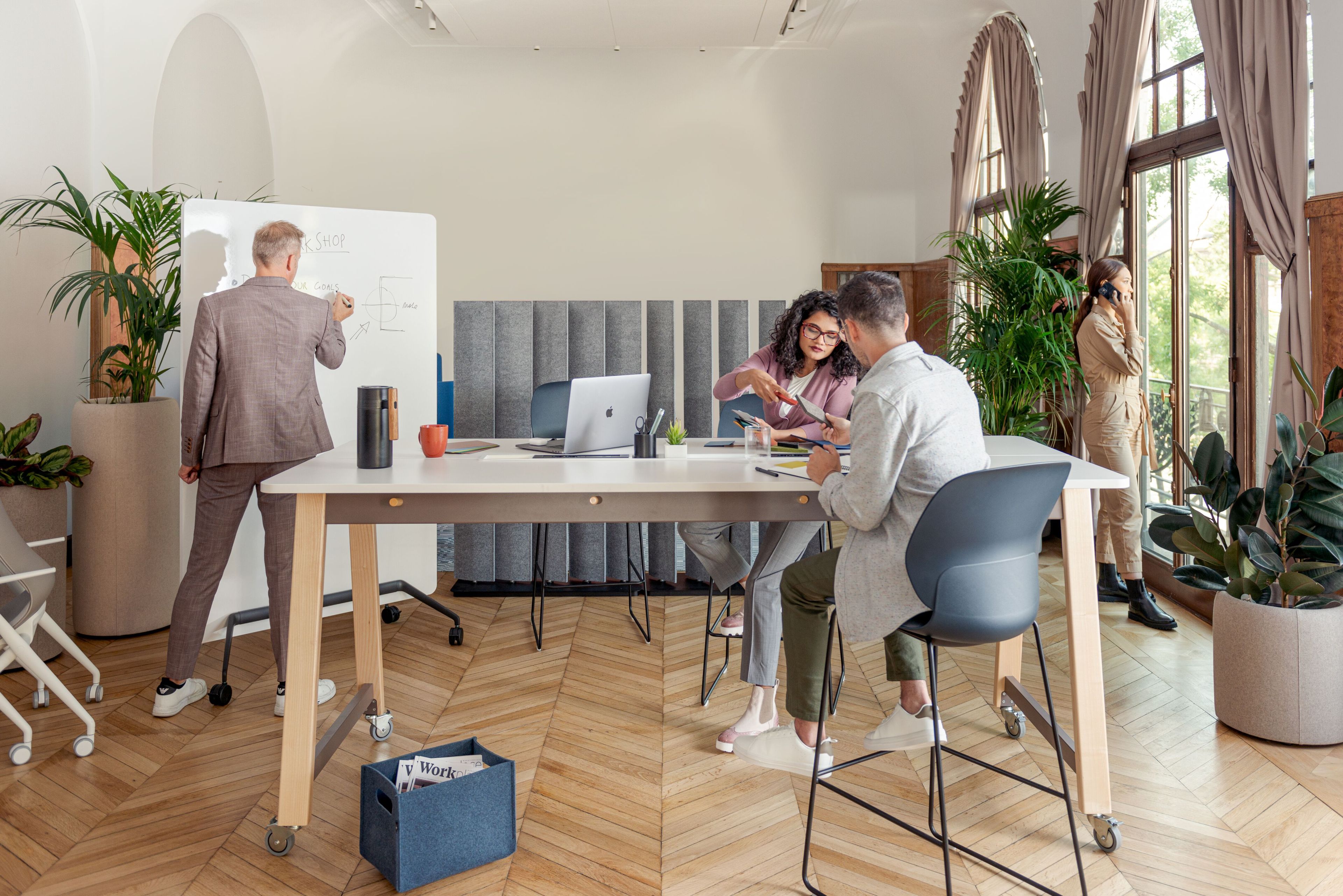 Модульный стол для совещаний из меламина с колесами Haworth Intuity ARCH-00007953 - Вид №2