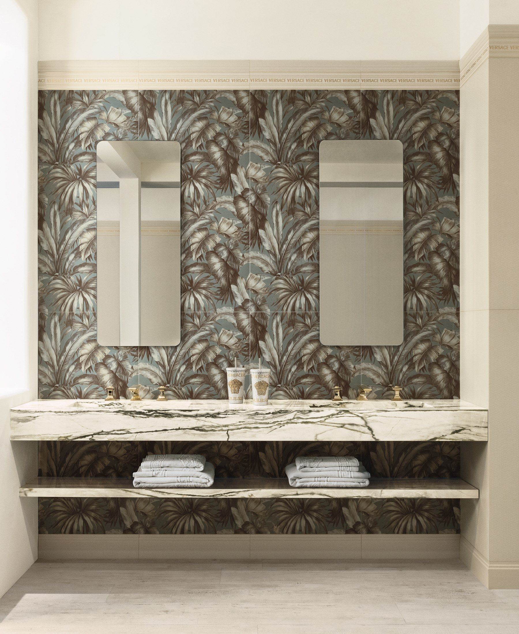 Облицовка керамогранита для интерьера Versace Ceramics Иконы ARCH-00118752 - Вид №2