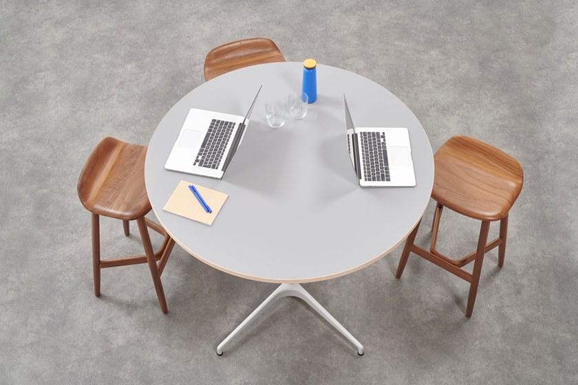 Herman Miller Круглый стол с основанием 4 звезды Civic sun-id-1377449 - Вид №2