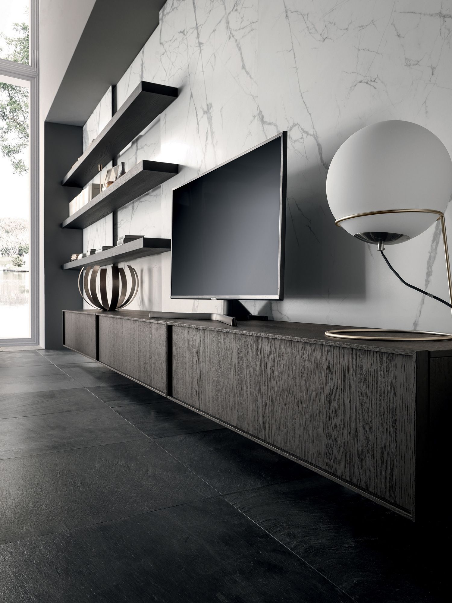 Стена оборудована дубовой и керамогранитной ТВ-стойкой MODULNOVA рамка ARCH-00069618 - Вид №2