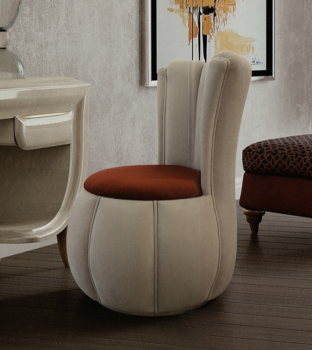 Кресло вращающееся  REDECO 2196/P Trilogy