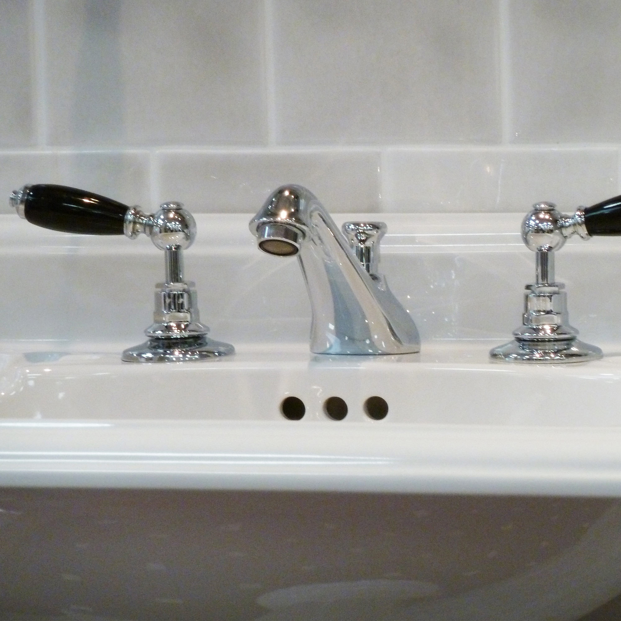 Traditional bathrooms БРАЙТОН смеситель для умывальника на 3 отверстия Tb400.514bl.nk  - Вид №1