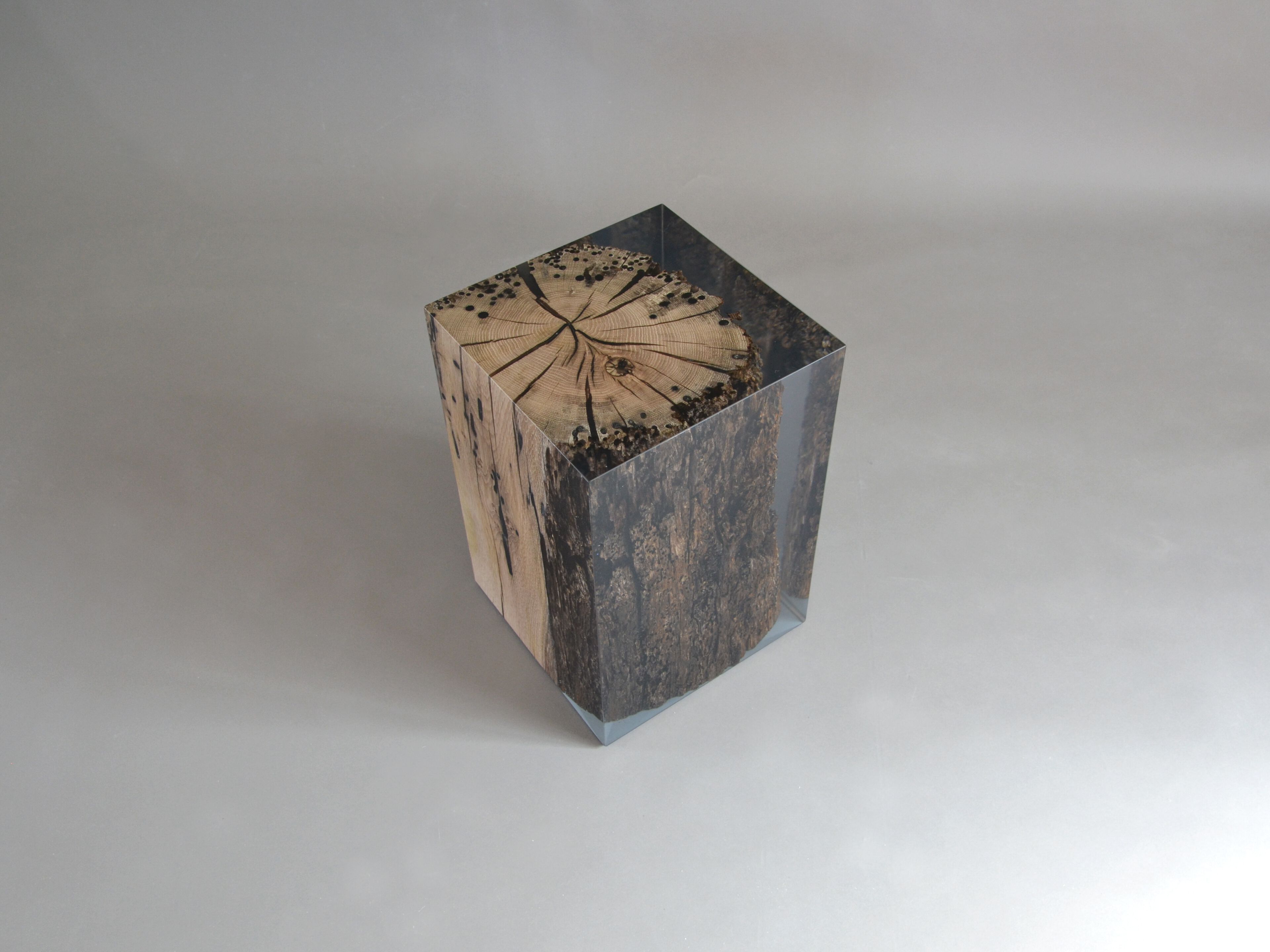 Табурет / журнальный столик из дуба и смолы alcarol Bricola ARCH-00047970 - Вид №13