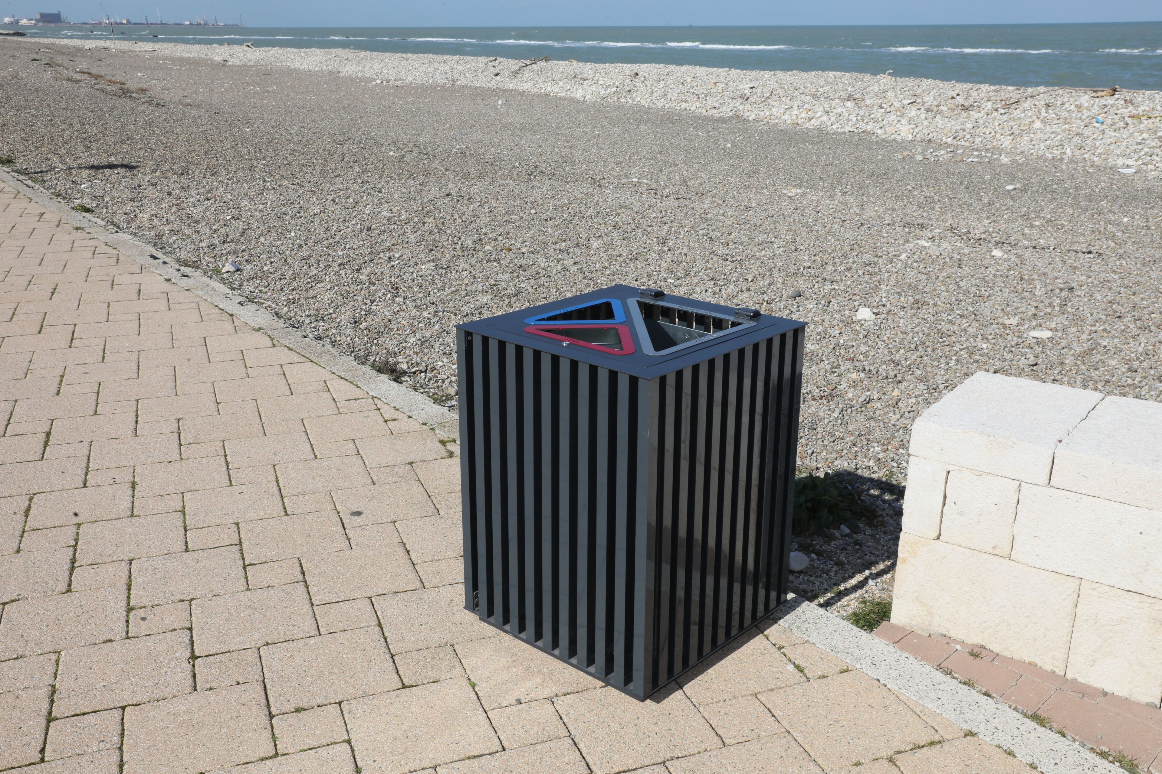 Стальные стойки для мусора на открытом воздухе CITYSì Elodie ARCH-00019921 - Вид №2