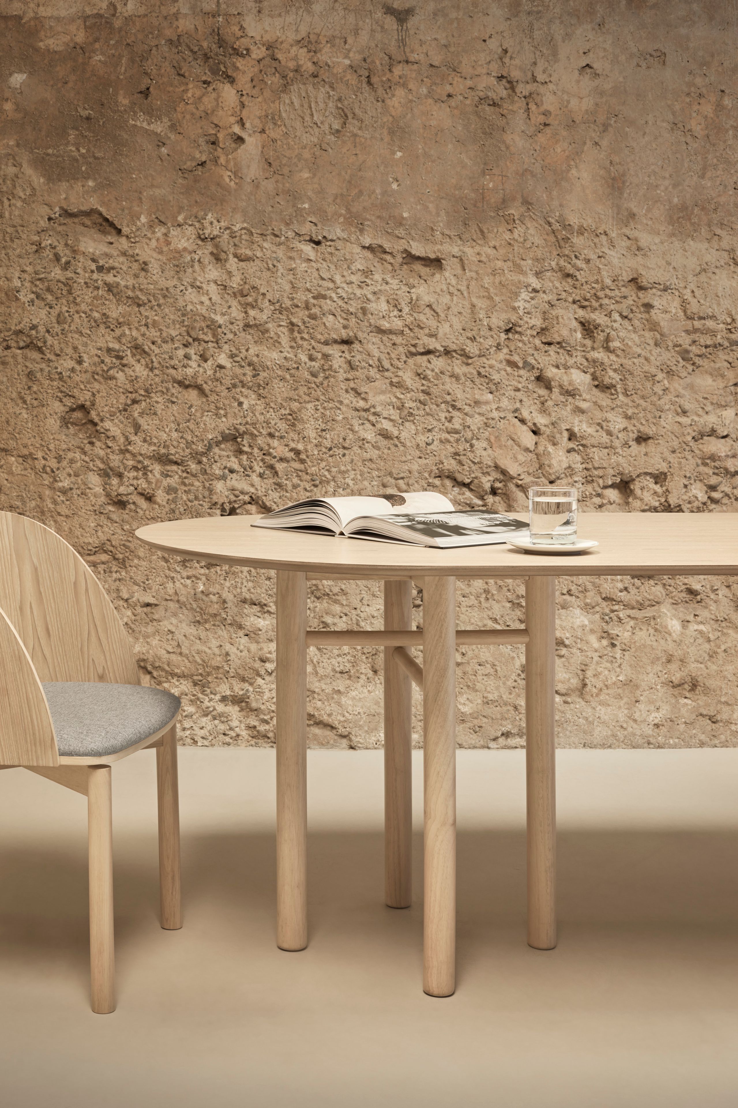 Овальный стол из шпона и каучукового дерева TEULAT Junco ARCH-00145942 - Вид №5