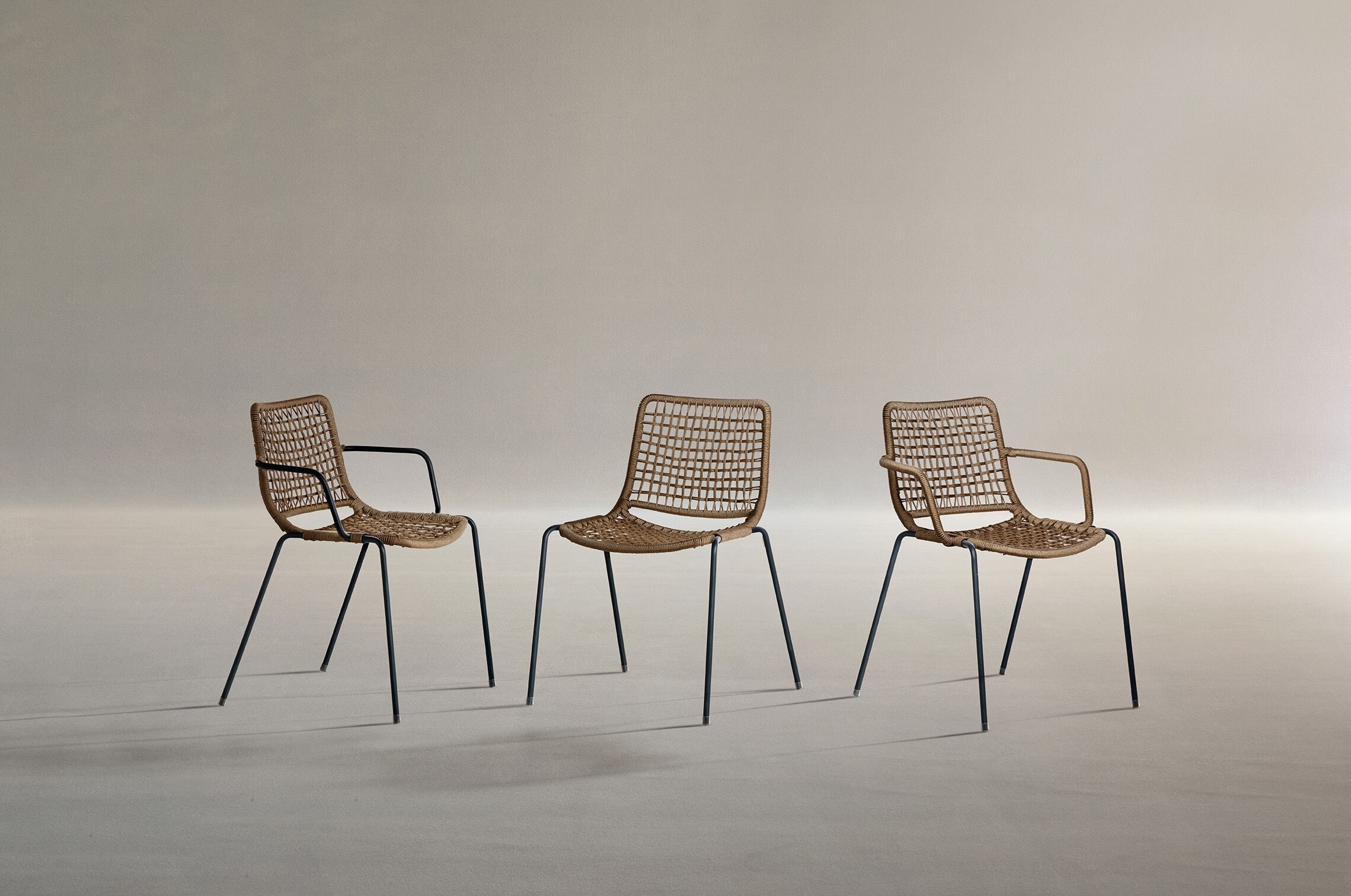 Стальной садовый стул с подлокотниками Potocco Egao ARCH-00065662 - Вид №1