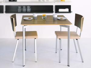 Квадратный выдвижной стол