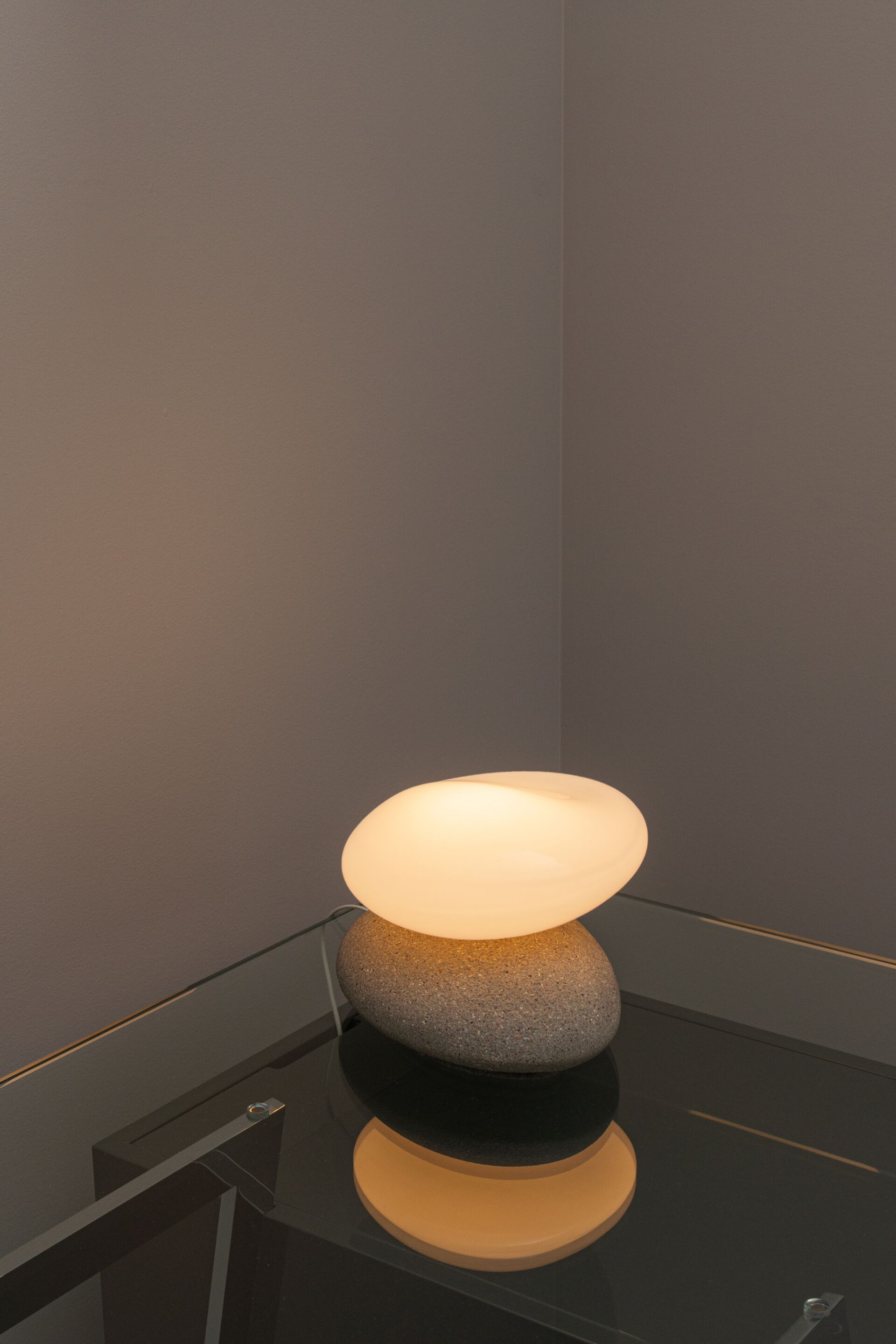 Стеклянная светодиодная настольная лампа A-N-D Pebble ARCH-00055798 - Вид №6